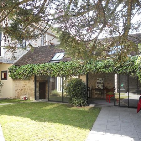 Le Nid D'Hirondelles Bed & Breakfast Perthes-en-Gatinais Bagian luar foto
