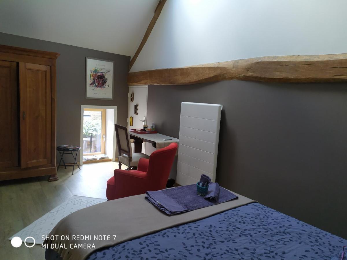 Le Nid D'Hirondelles Bed & Breakfast Perthes-en-Gatinais Bagian luar foto